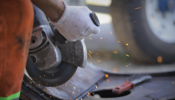 宝马疫情最新分析：行业转型与市场动态解读